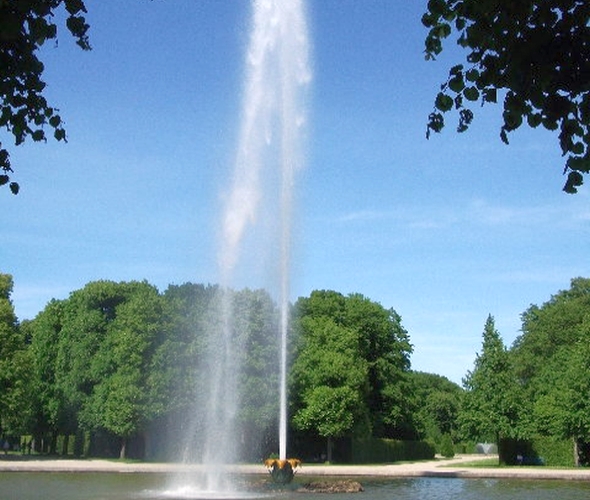 Springbrunnen in den Herrenhäuser Gärten in Hannover